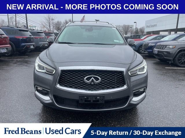 Used 2019 INFINITI QX60 Luxe w/ Essential Package image 8