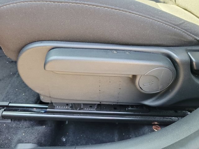 Used 2025 Hyundai Kona SE AWD/4WD image 22