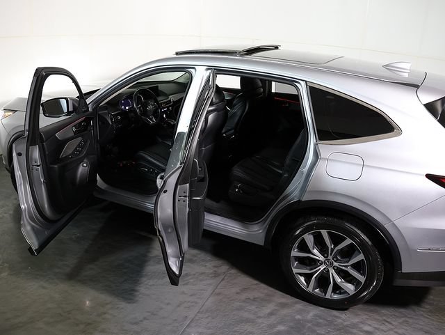 Certified 2023 Acura MDX SH-AWD w/ Technology Package image 5