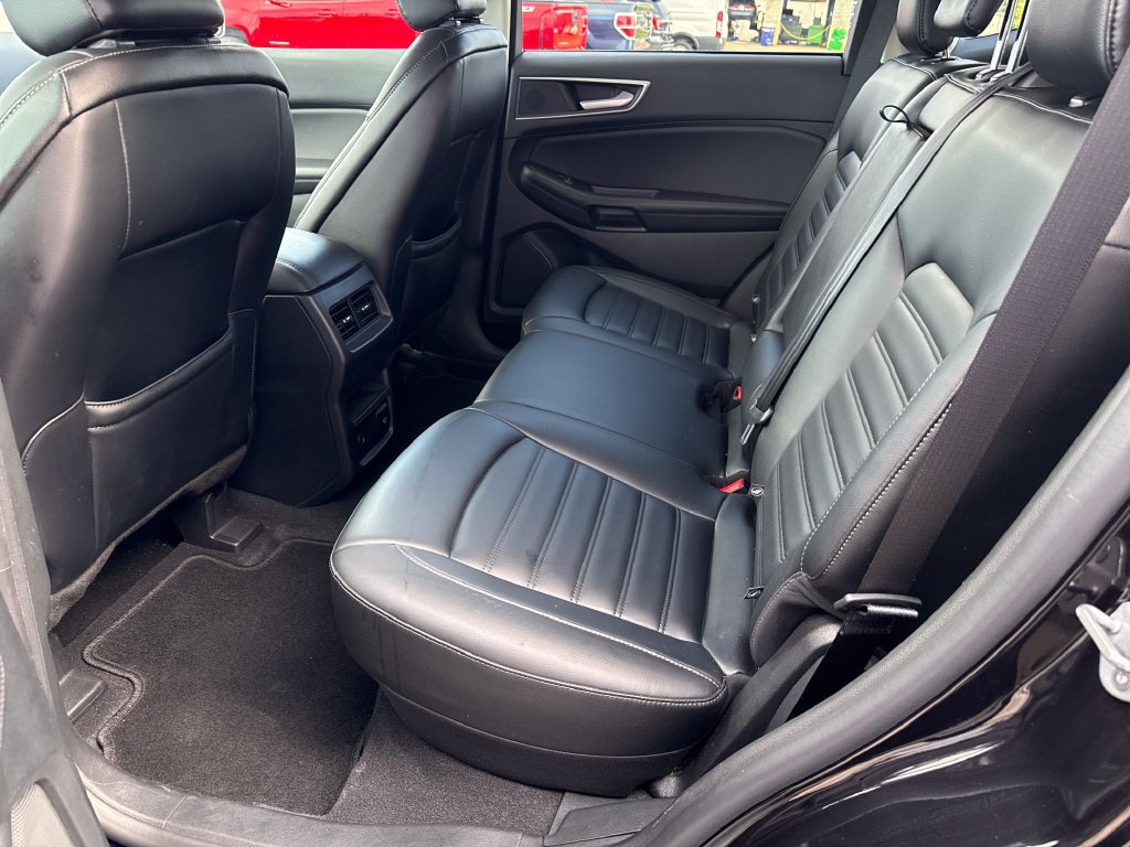 Used 2023 Ford Edge SEL w/ Convenience Package AWD/4WD image 17