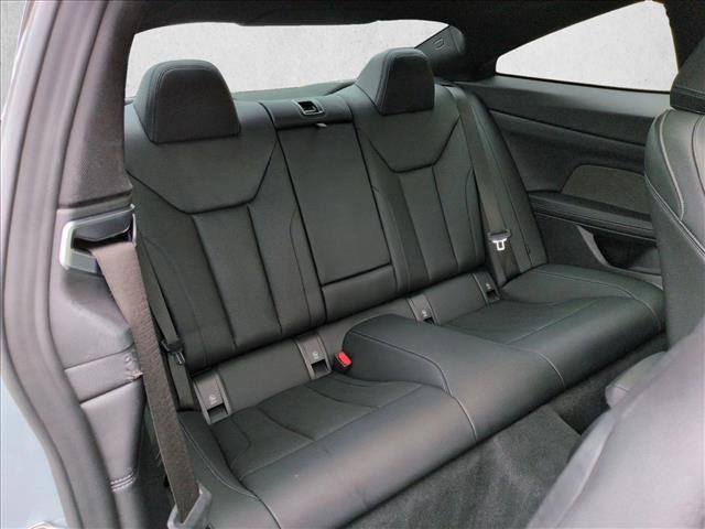 Used 2024 BMW 430i Coupe w/ M Sport Package RWD image 21