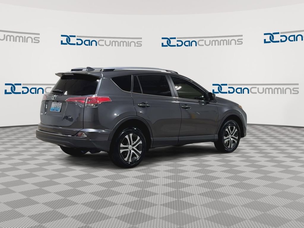 Used 2018 Toyota RAV4 LE w/ All Weather Liner Package FWD image 8