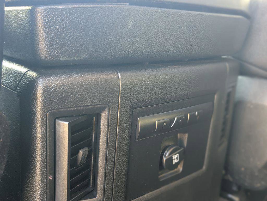 Used 2018 RAM 1500 Sport w/ Comfort Group image 25