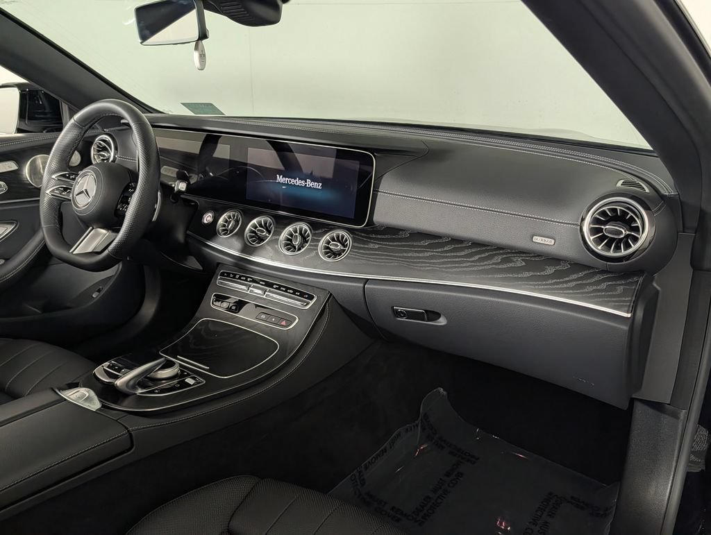 Used 2023 Mercedes-Benz E 450 Cabriolet image 18