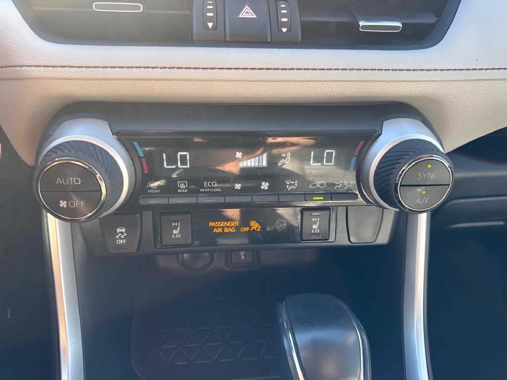 Used 2020 Toyota RAV4 Limited w/ All Weather Liner Package AWD/4WD image 21