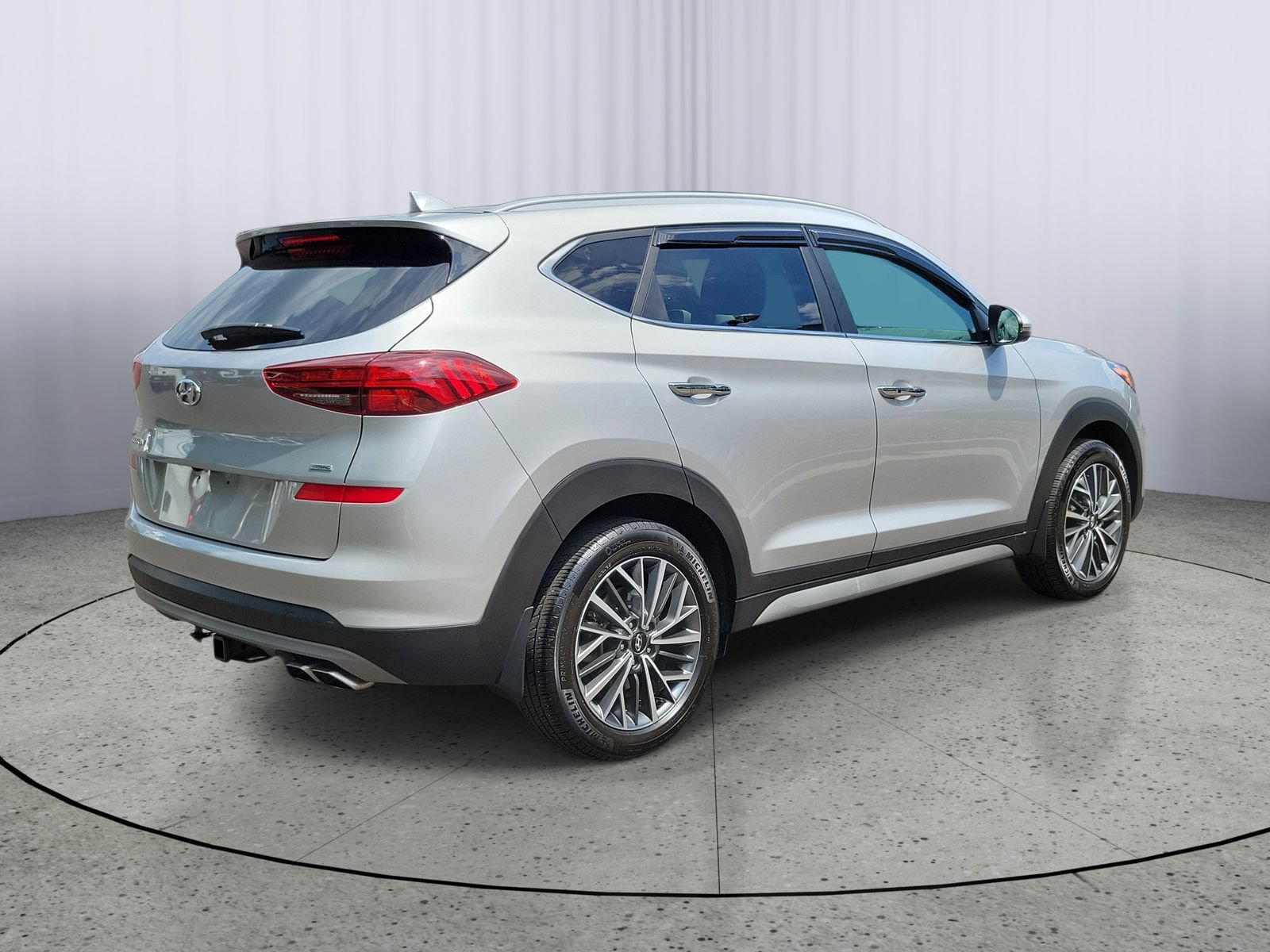 Used 2021 Hyundai Tucson Limited AWD/4WD image 3