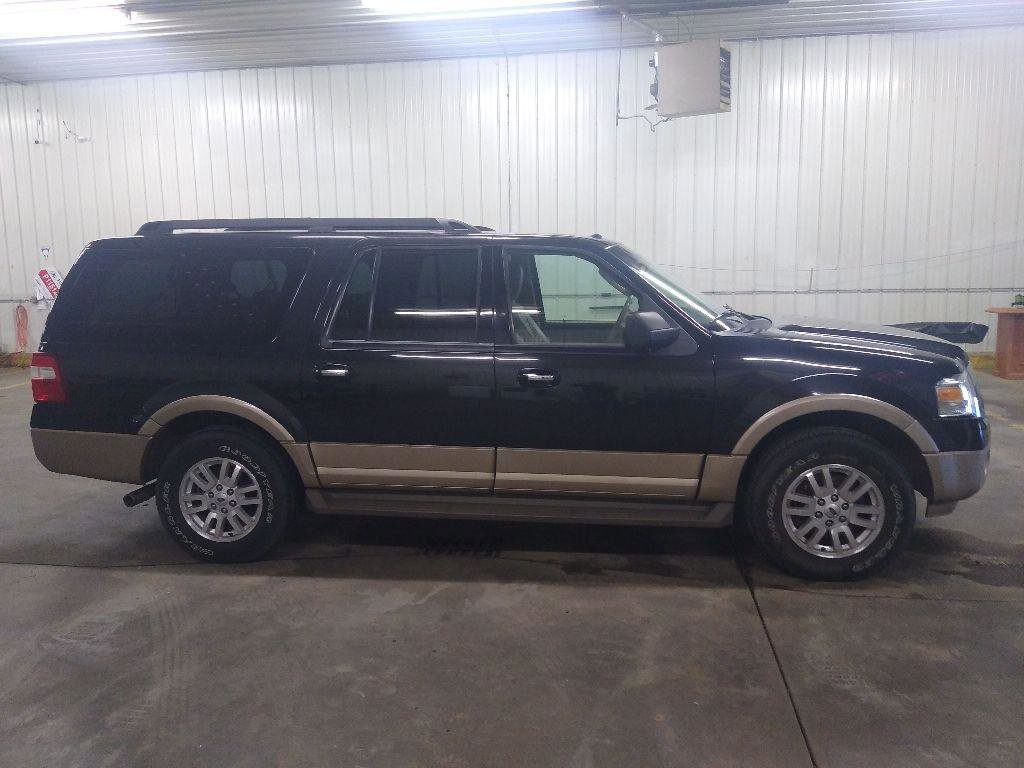 Used 2014 Ford Expedition EL XLT w/ Equipment Group 202A image 8