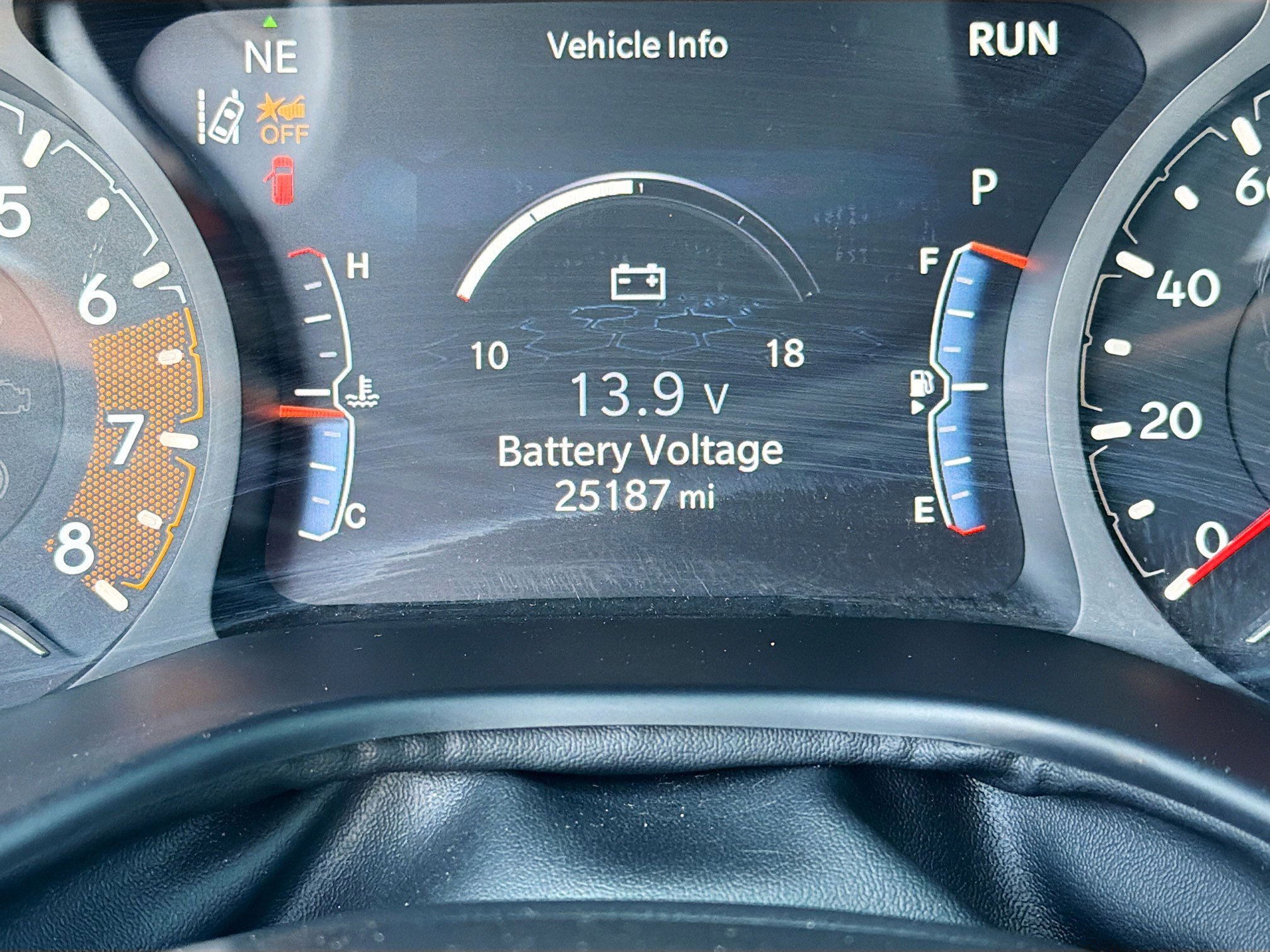 Used 2023 Jeep Compass Trailhawk image 39