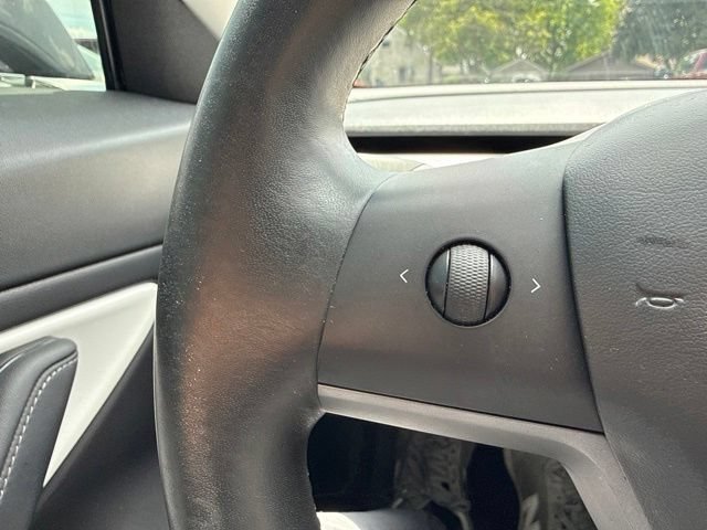 Used 2018 Tesla Model 3 Mid Range RWD image 28