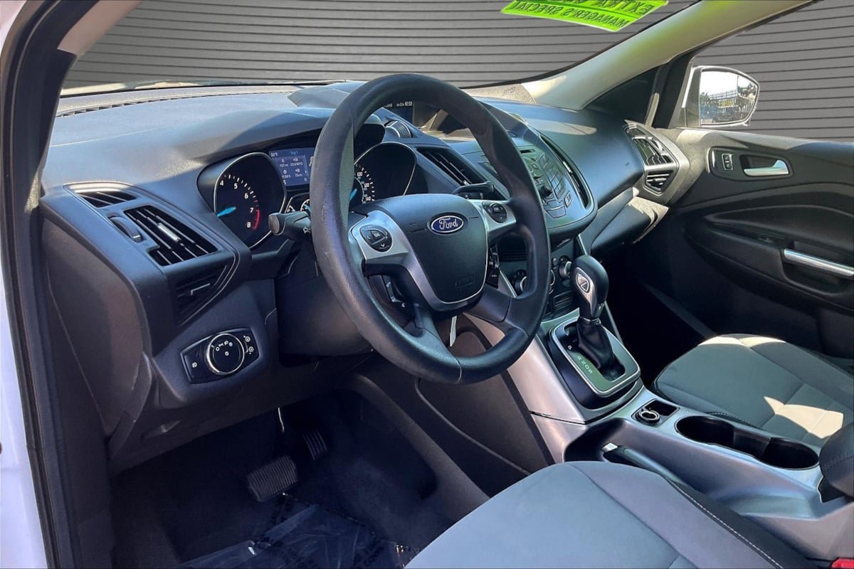 Used 2013 Ford Escape SE AWD/4WD image 16