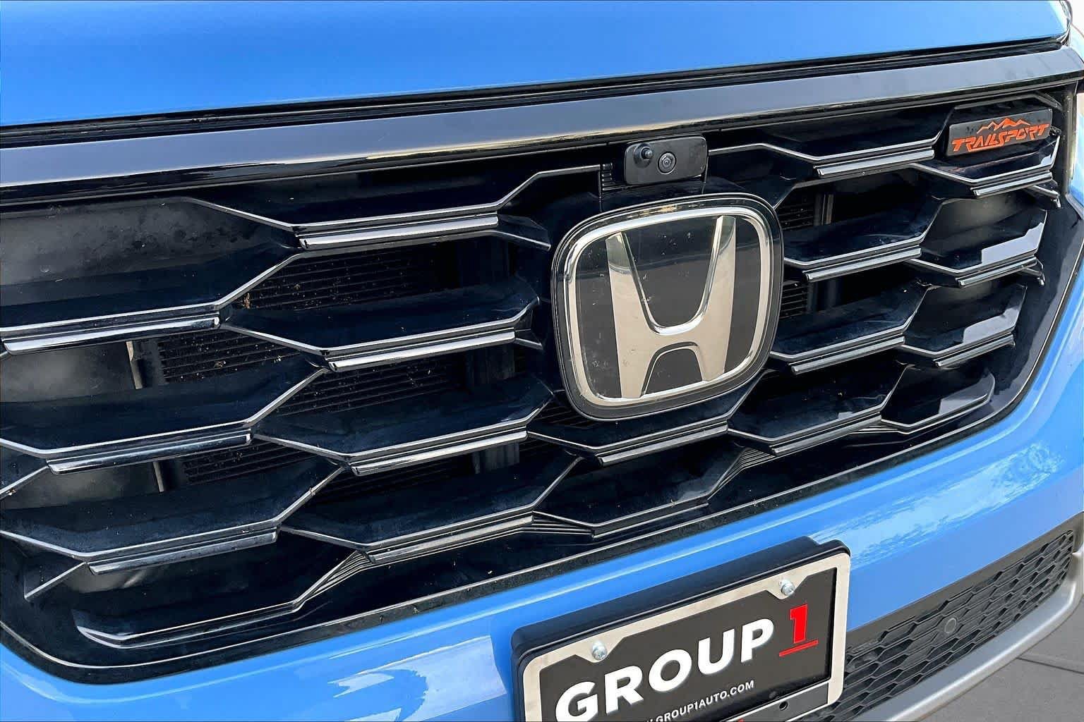 Used 2025 Honda Pilot TrailSport image 29