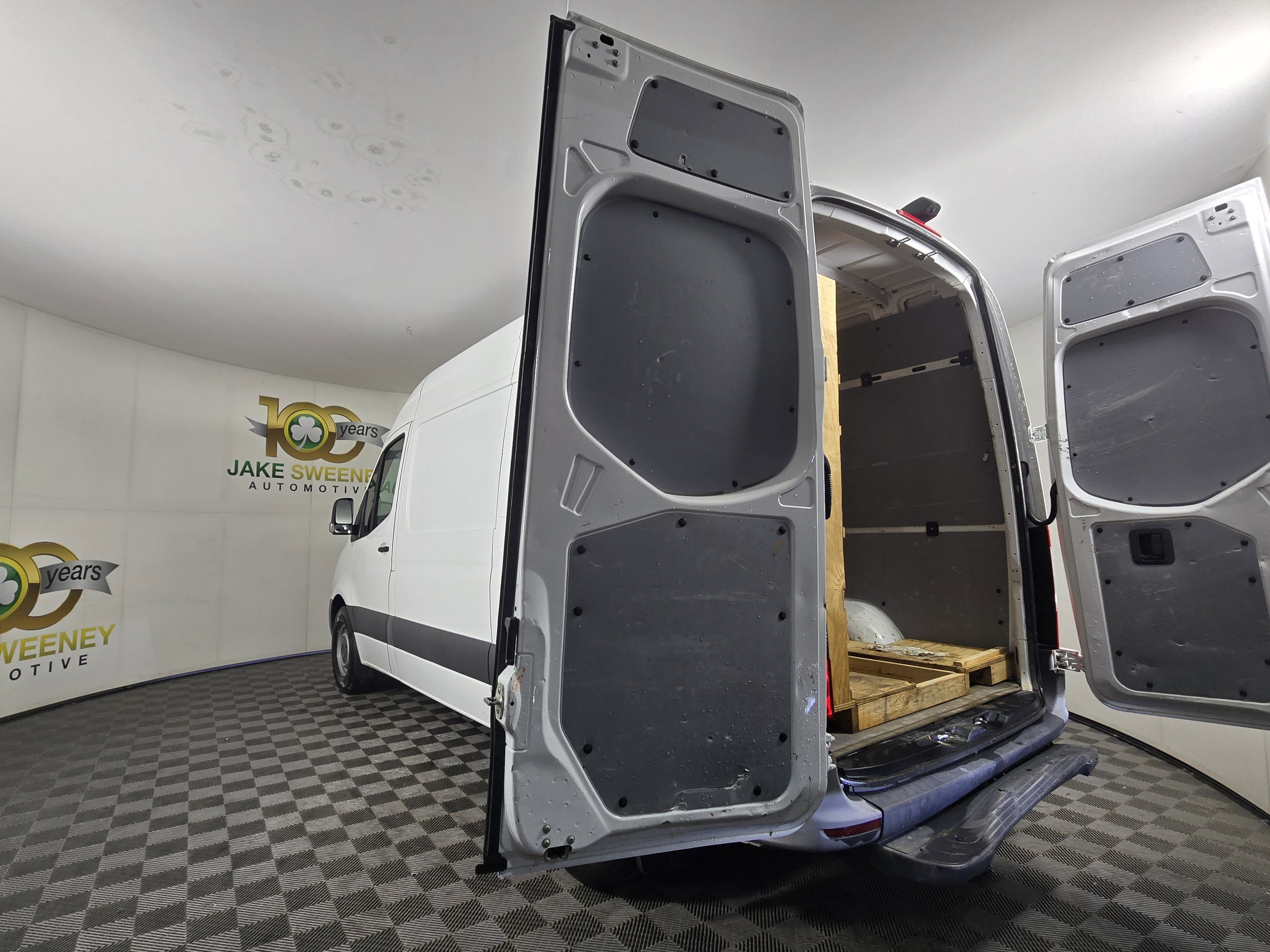 Used 2021 Mercedes-Benz Sprinter 144 Cargo w/ Driver Convenience Package image 30