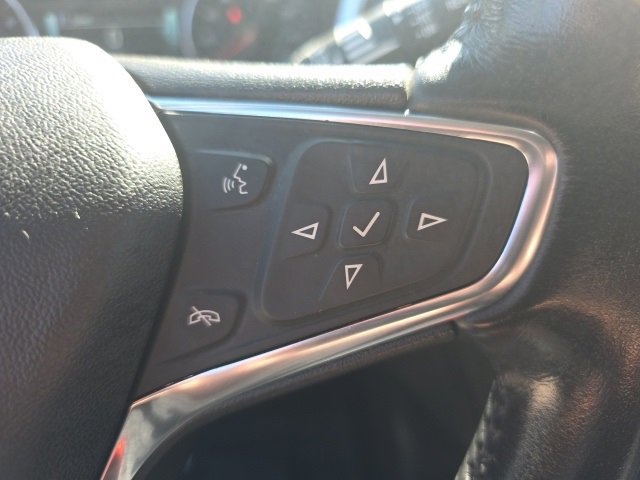 Used 2018 Chevrolet Equinox Premier image 19