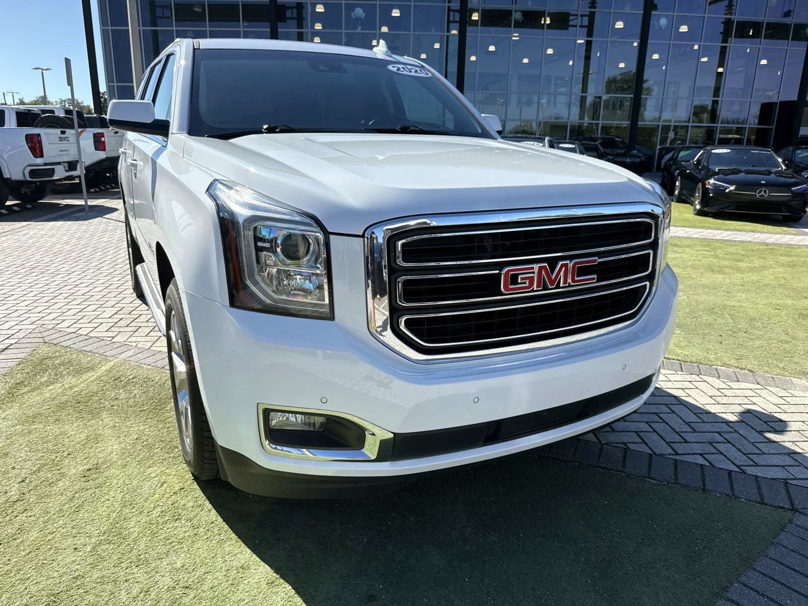 Used 2020 GMC Yukon SLT RWD image 8