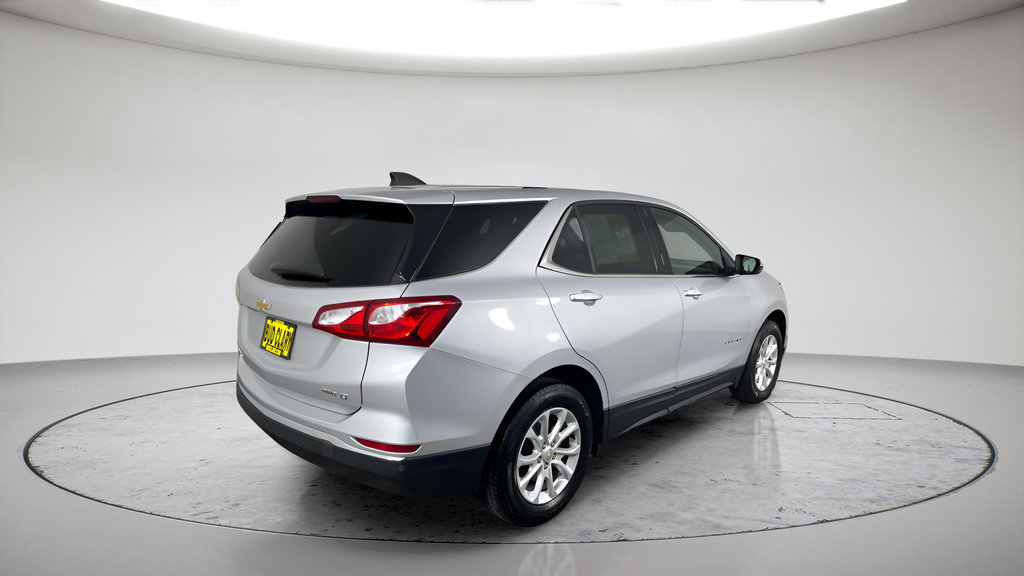 Used 2018 Chevrolet Equinox LT AWD/4WD image 3