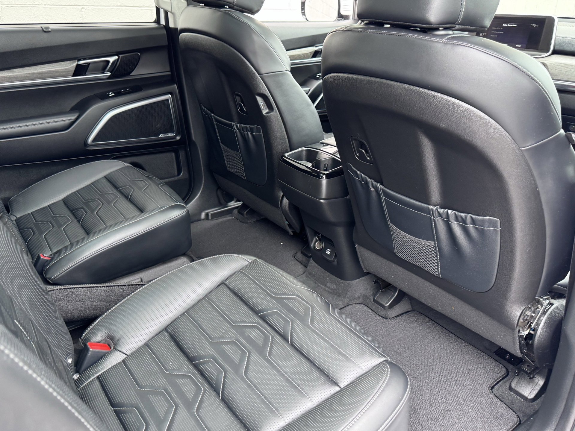 Used 2022 Kia Telluride SX image 12