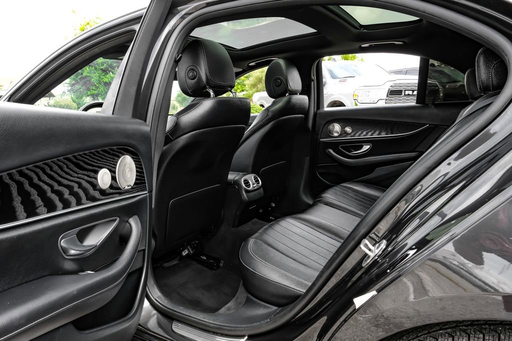 Used 2021 Mercedes-Benz E 350 4MATIC Sedan w/ Premium Package image 44