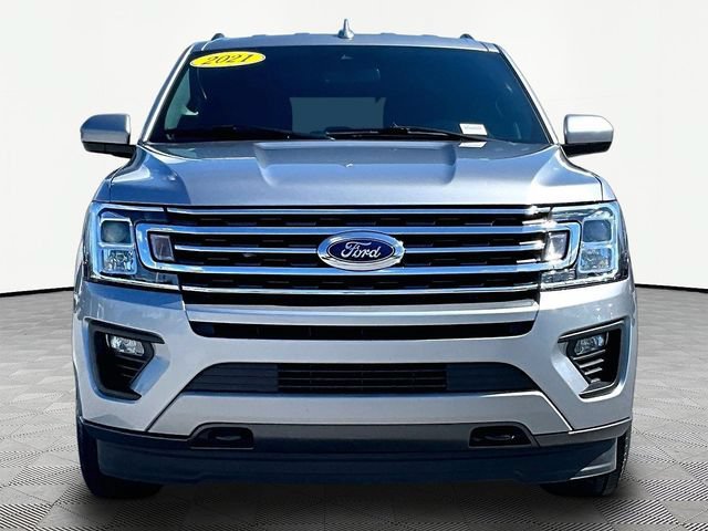 Used 2021 Ford Expedition XLT AWD/4WD image 2
