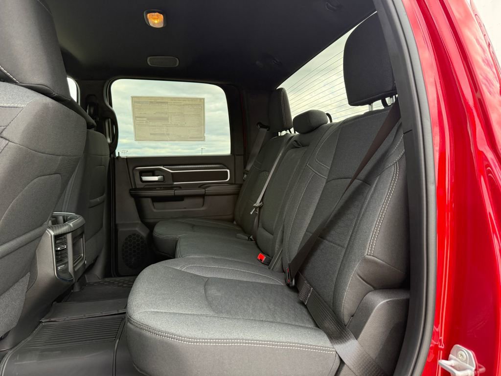 New 2026 RAM 2500 Big Horn AWD/4WD image 15