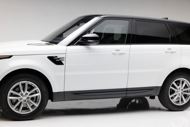 Used 2018 Land Rover Range Rover Sport SE image 33