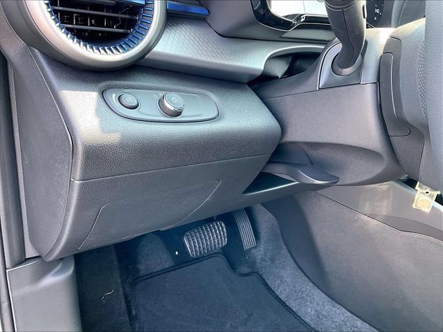 New 2026 Chevrolet Trax LS FWD image 30
