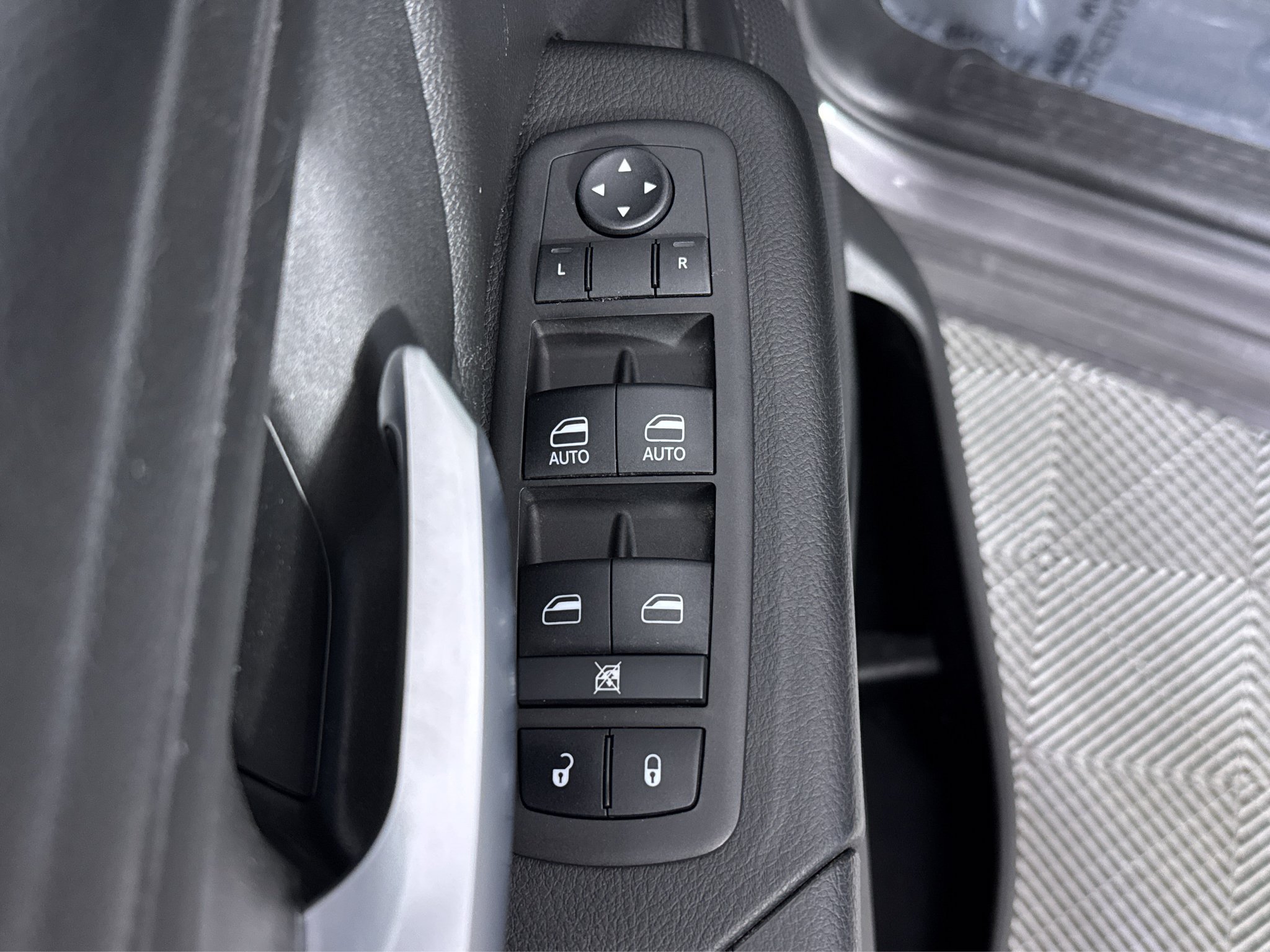 Used 2024 RAM 1500 Tradesman w/ Night Edition AWD/4WD image 27
