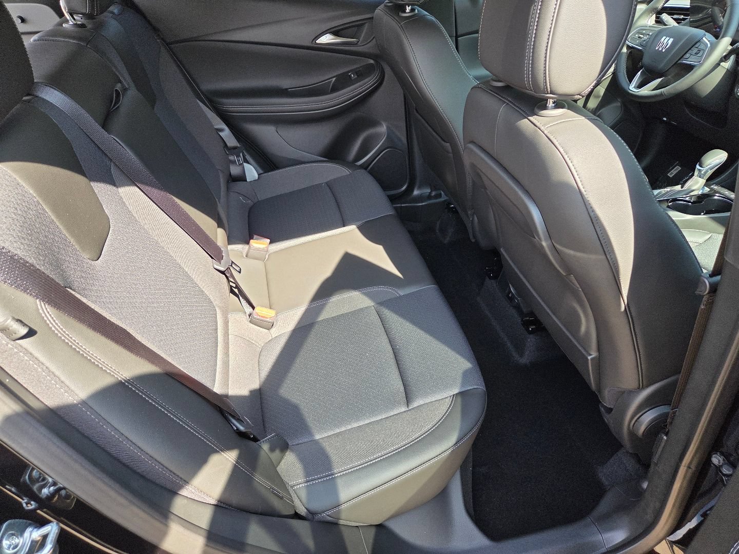 New 2026 Buick Encore GX Preferred w/ Comfort Package FWD image 21