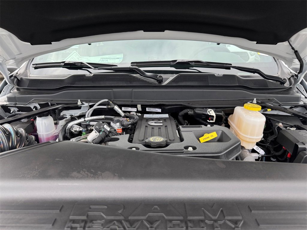 New 2026 RAM 5500 Tradesman image 27