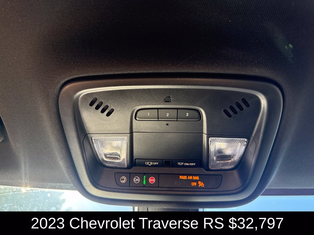 Used 2023 Chevrolet Traverse RS w/ LPO, Floor Liner Package AWD/4WD image 37