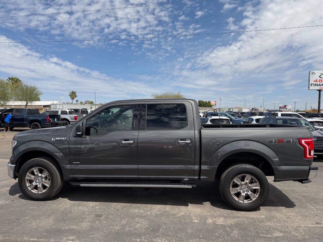 Used 2017 Ford F150 XLT w/ Equipment Group 301A Mid AWD/4WD image 4