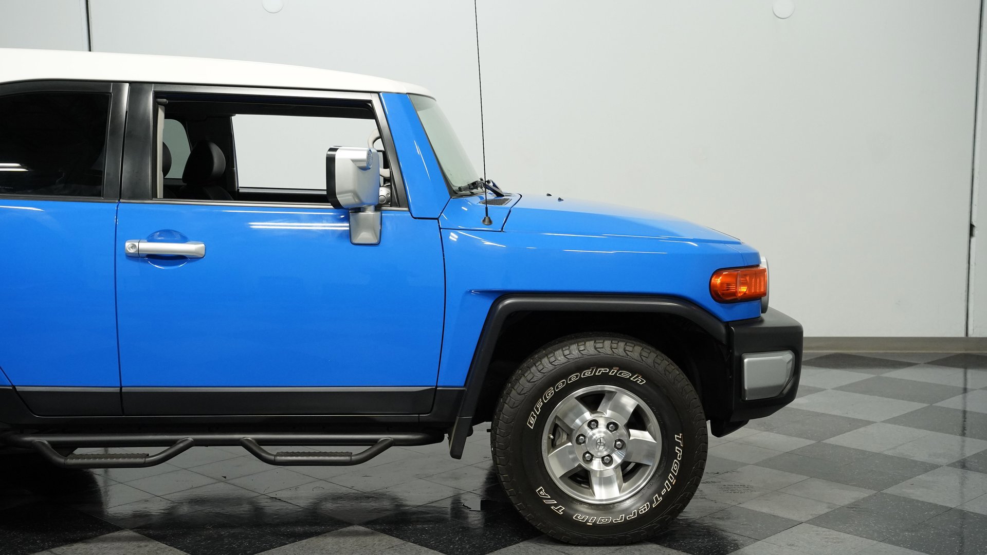 Used 2008 Toyota FJ Cruiser 4WD image 24