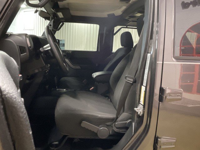 Used 2017 Jeep Wrangler Unlimited Sport image 14