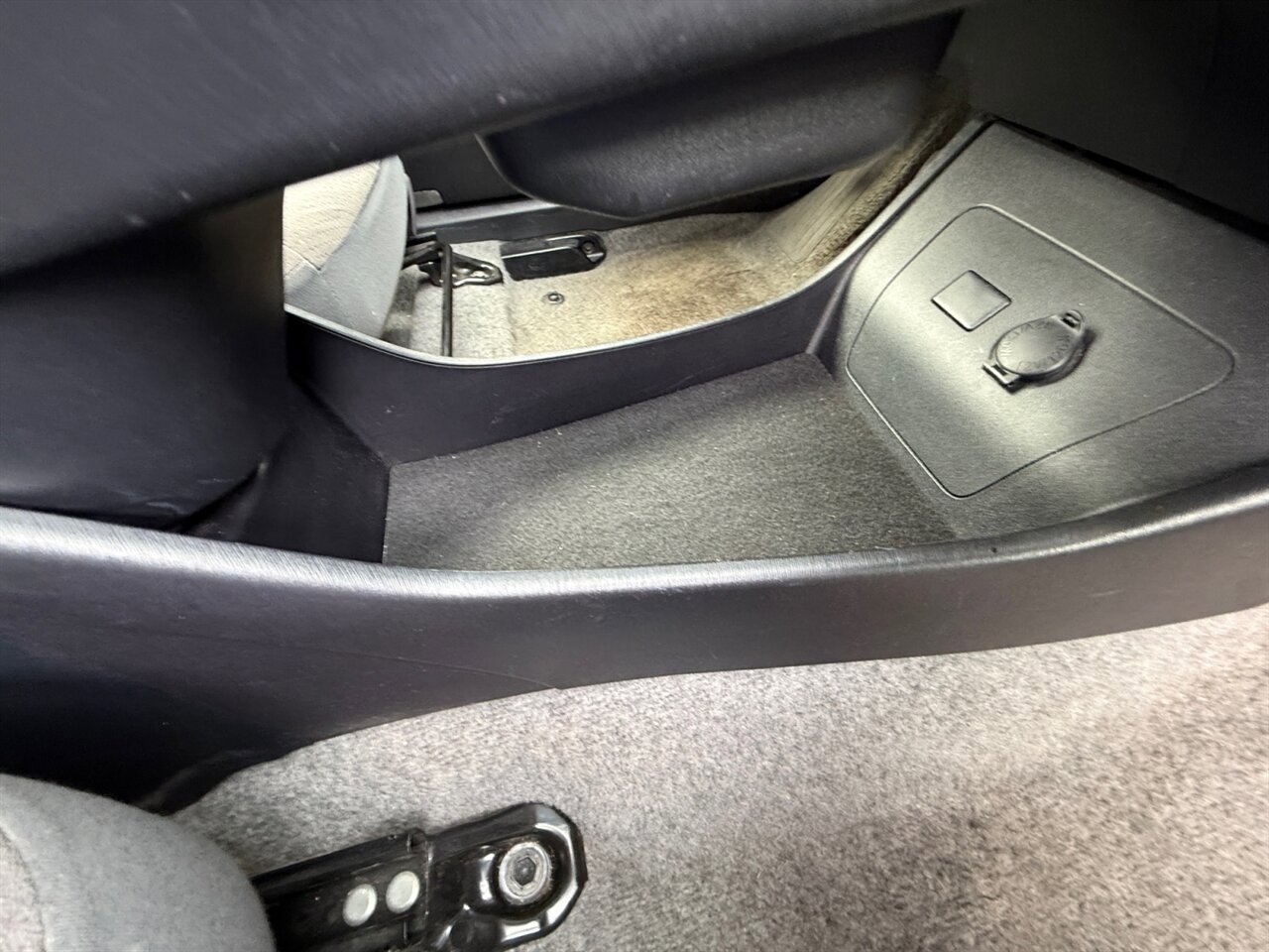 Used 2013 Toyota Prius Two image 18