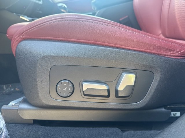 Certified 2023 BMW X3 xDrive30i w/ Premium Package image 9