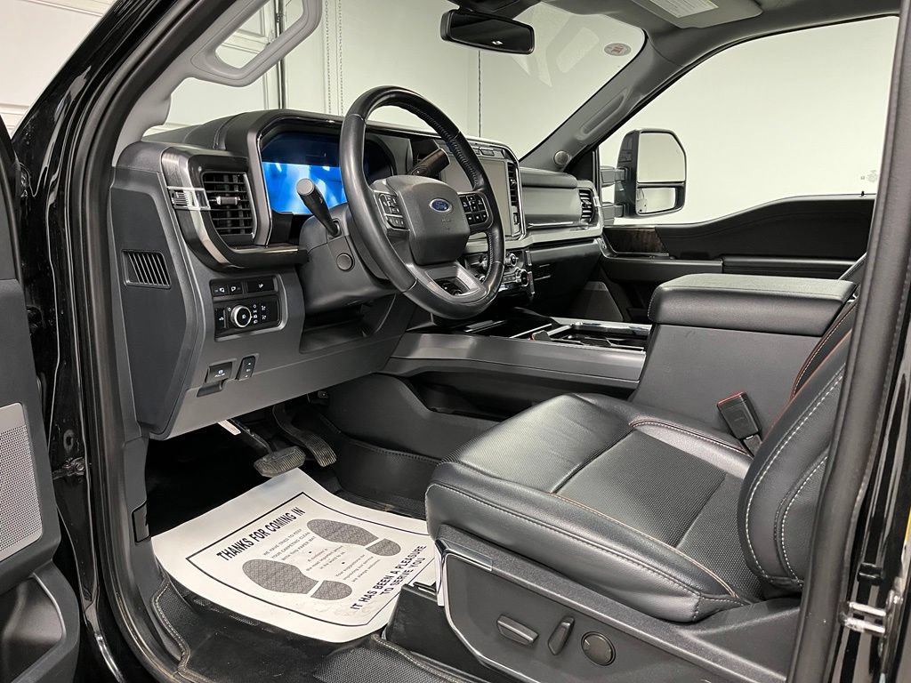 Used 2024 Ford F350 Lariat w/ Lariat Ultimate Package AWD/4WD image 17