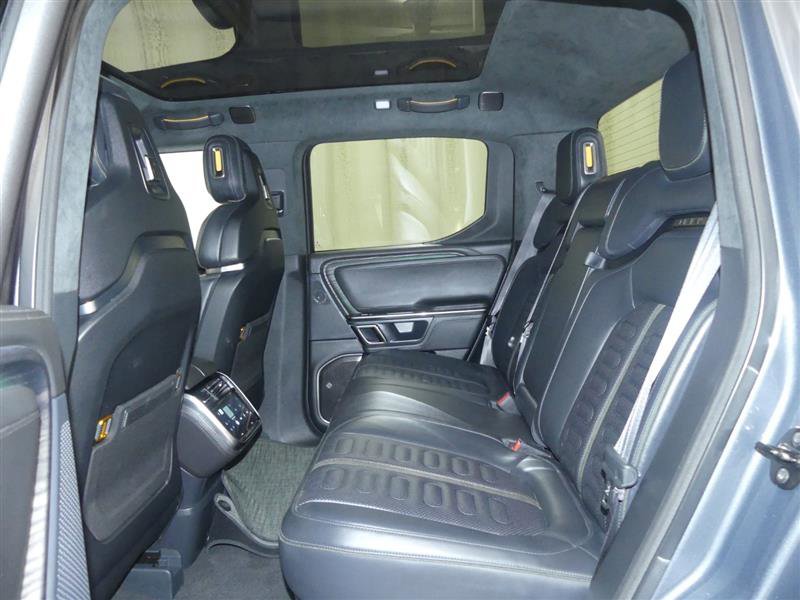 Used 2023 Rivian R1T Adventure AWD/4WD image 25