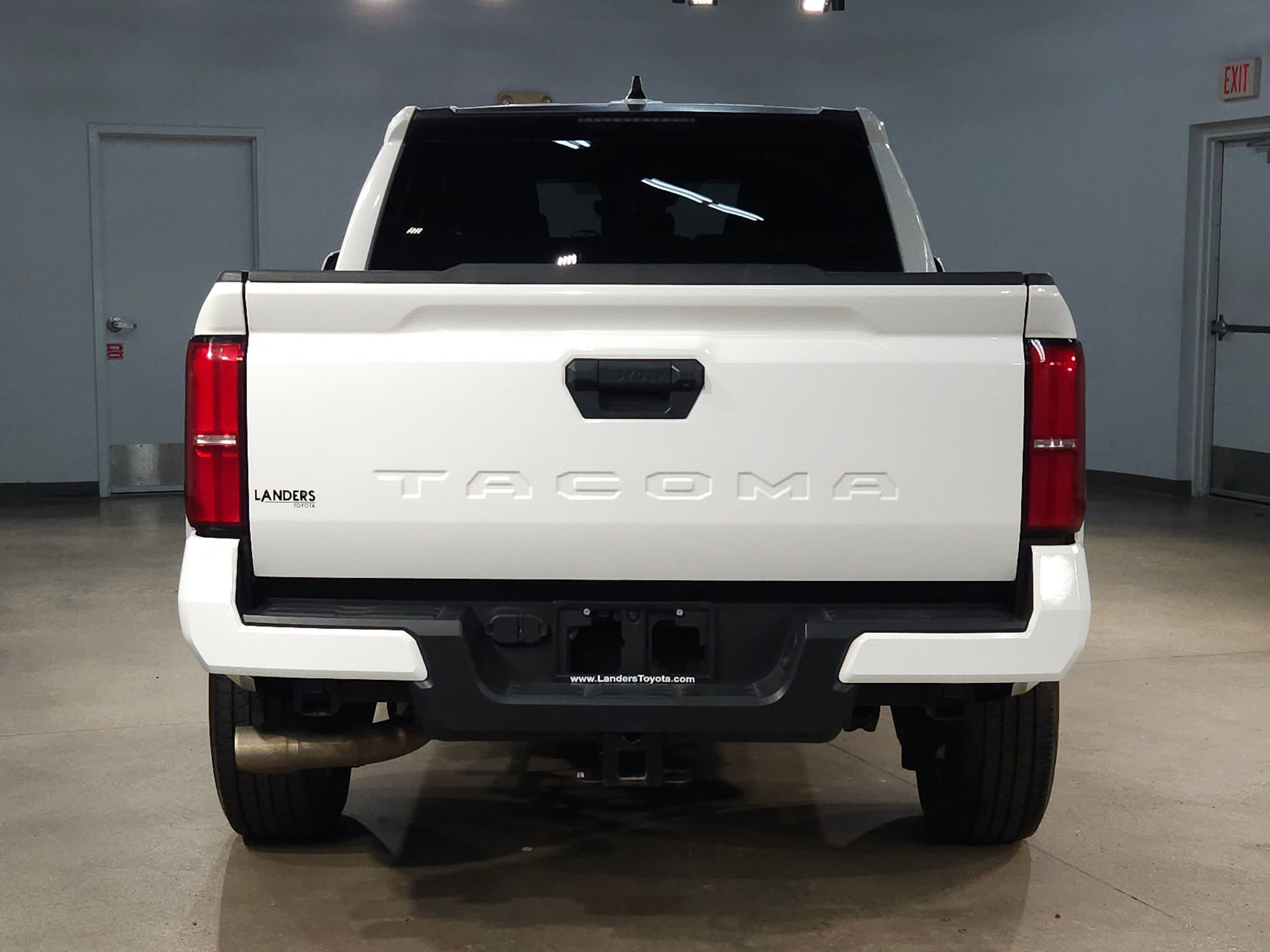 Certified 2024 Toyota Tacoma SR5 image 6