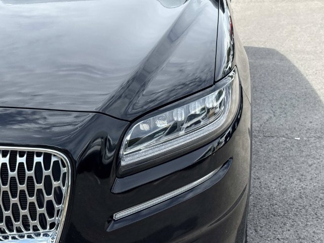 Certified 2023 Lincoln Nautilus Black Label w/ Class II Trailer Tow Package AWD/4WD image 10