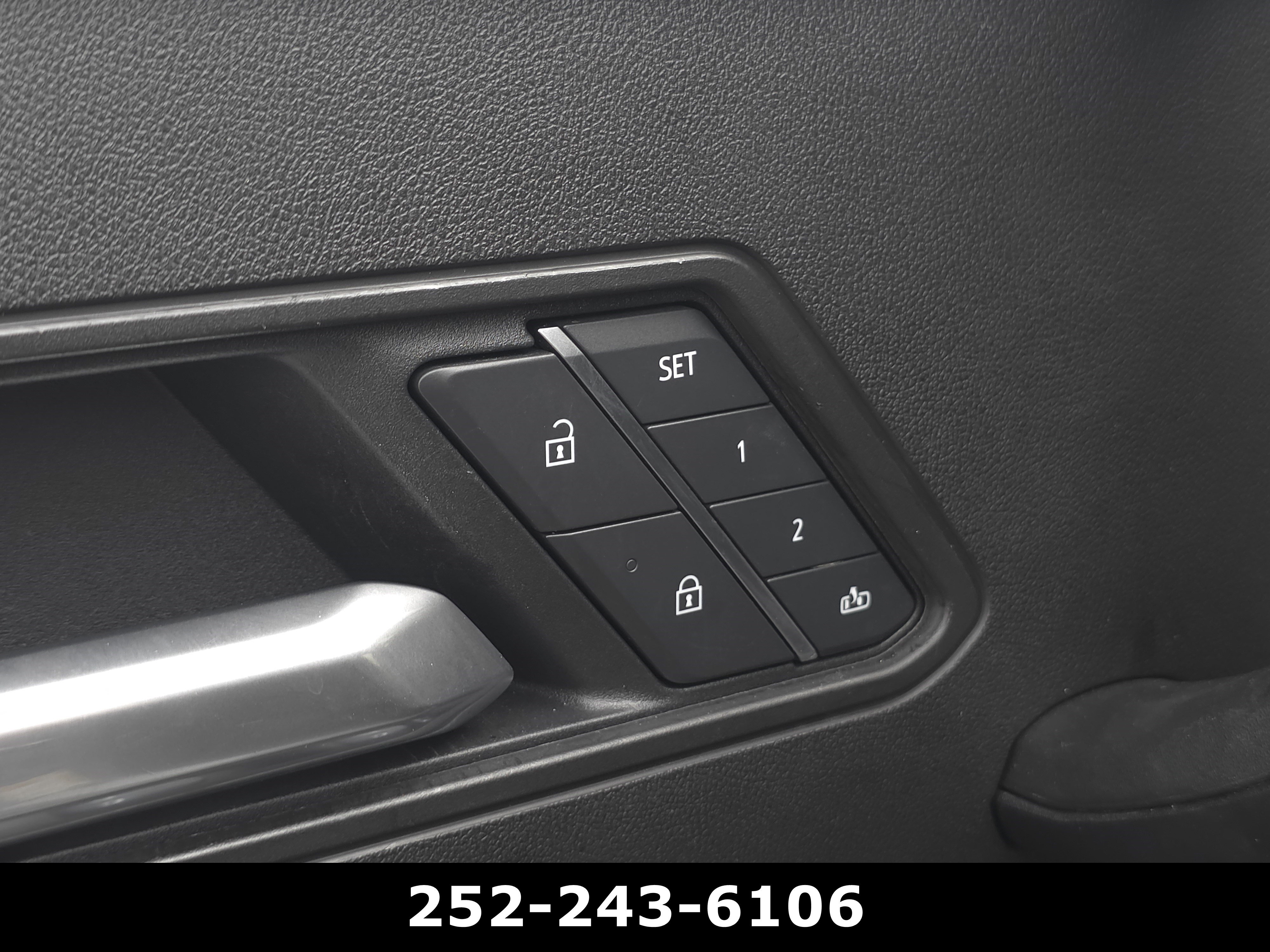 Used 2025 GMC Hummer EV 3X AWD/4WD image 12