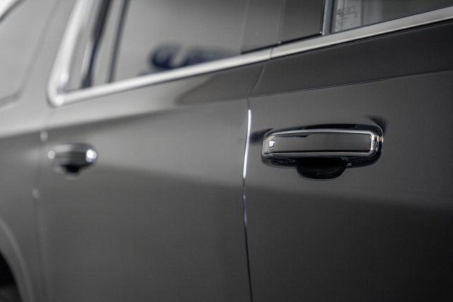 New 2026 Chevrolet Suburban Premier image 18