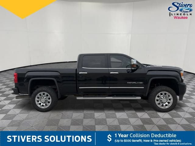 Used 2018 GMC Sierra 2500 Denali w/ Duramax Plus Package AWD/4WD image 5