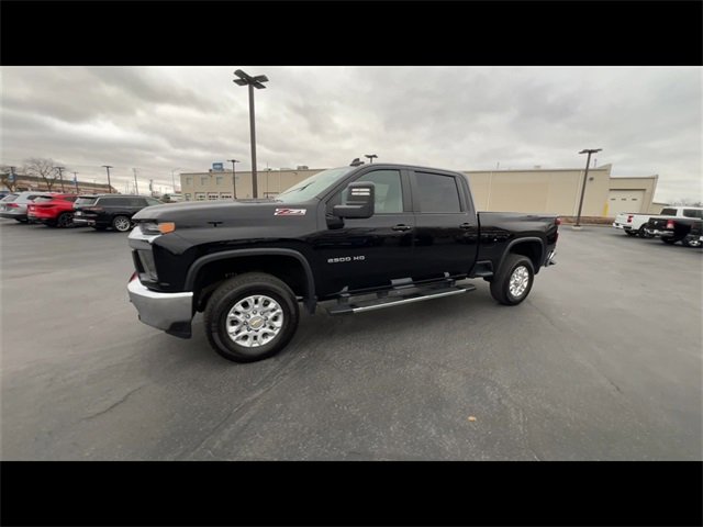 Certified 2023 Chevrolet Silverado 2500 LT w/ Convenience Package image 4