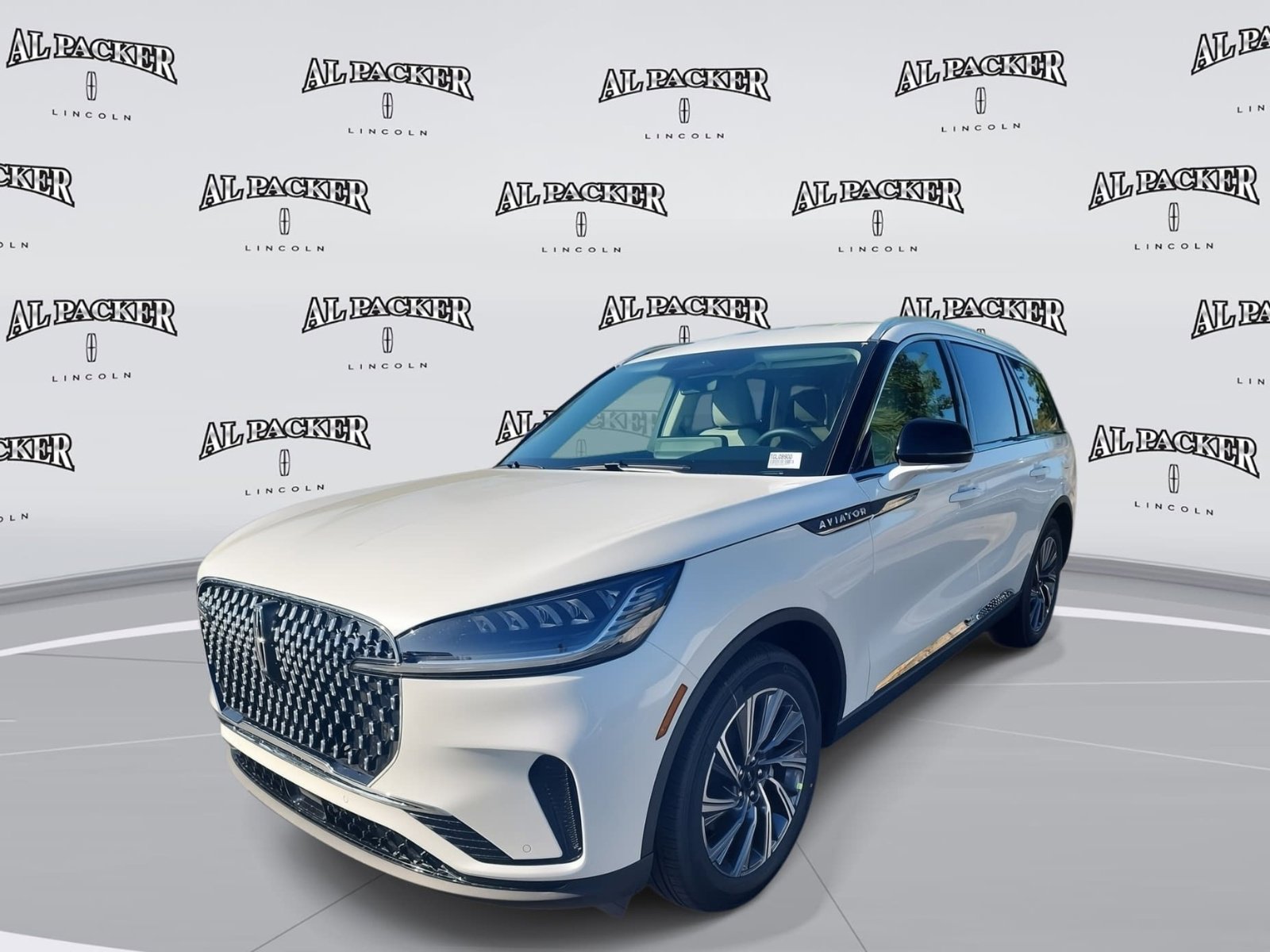 New 2026 Lincoln Aviator 2WD image 1