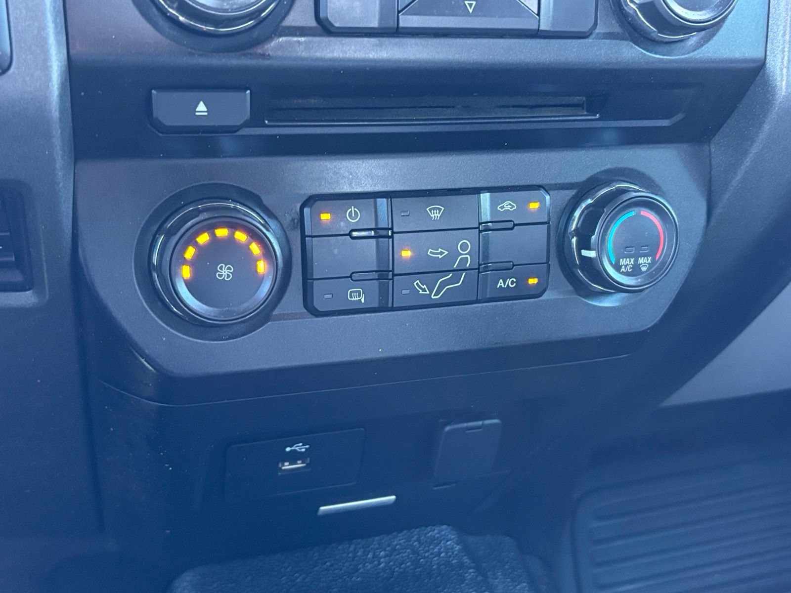 Used 2018 Ford F550 4x4 Crew Cab Super Duty image 21