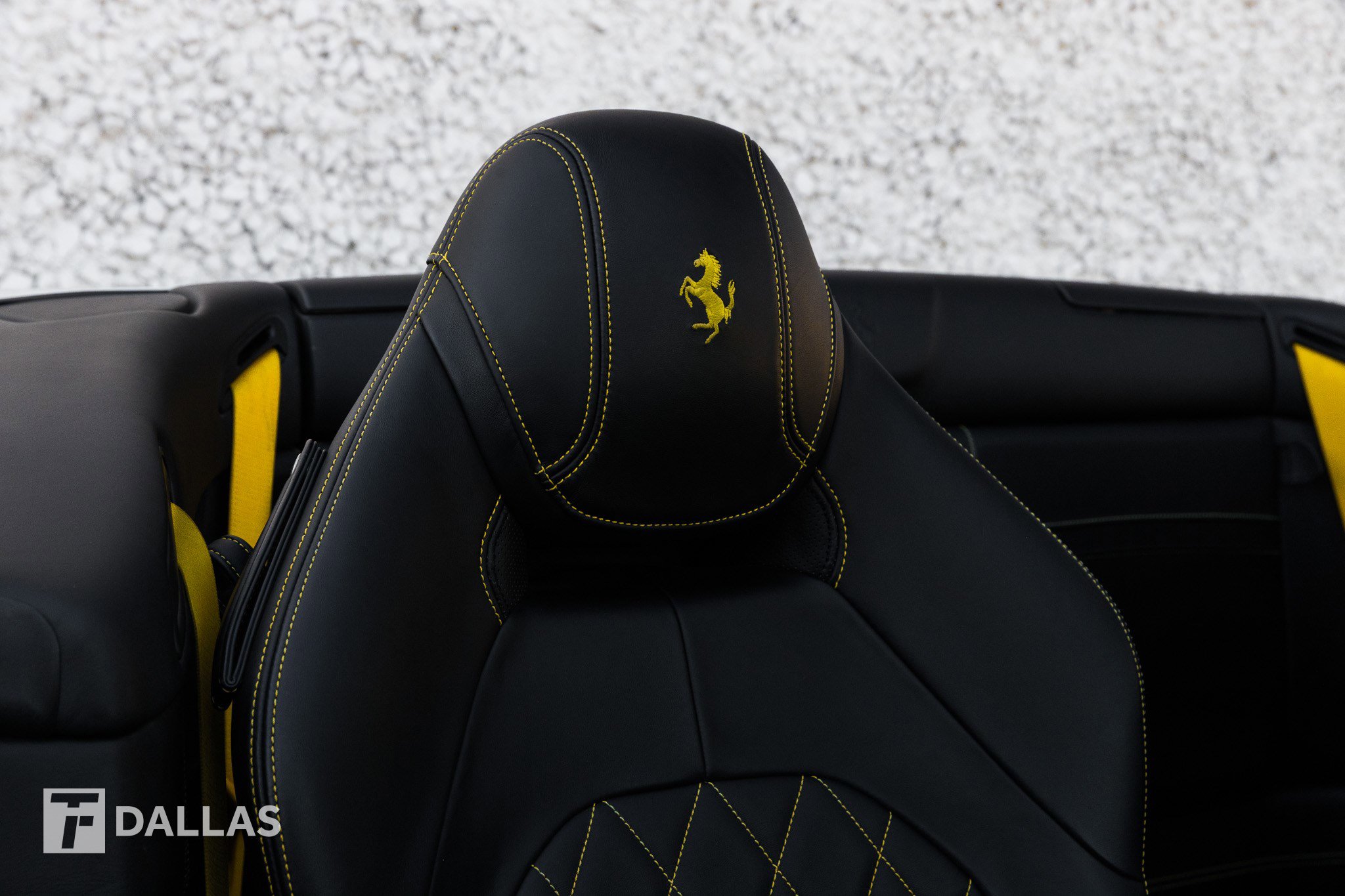 Used 2015 Ferrari California T image 38