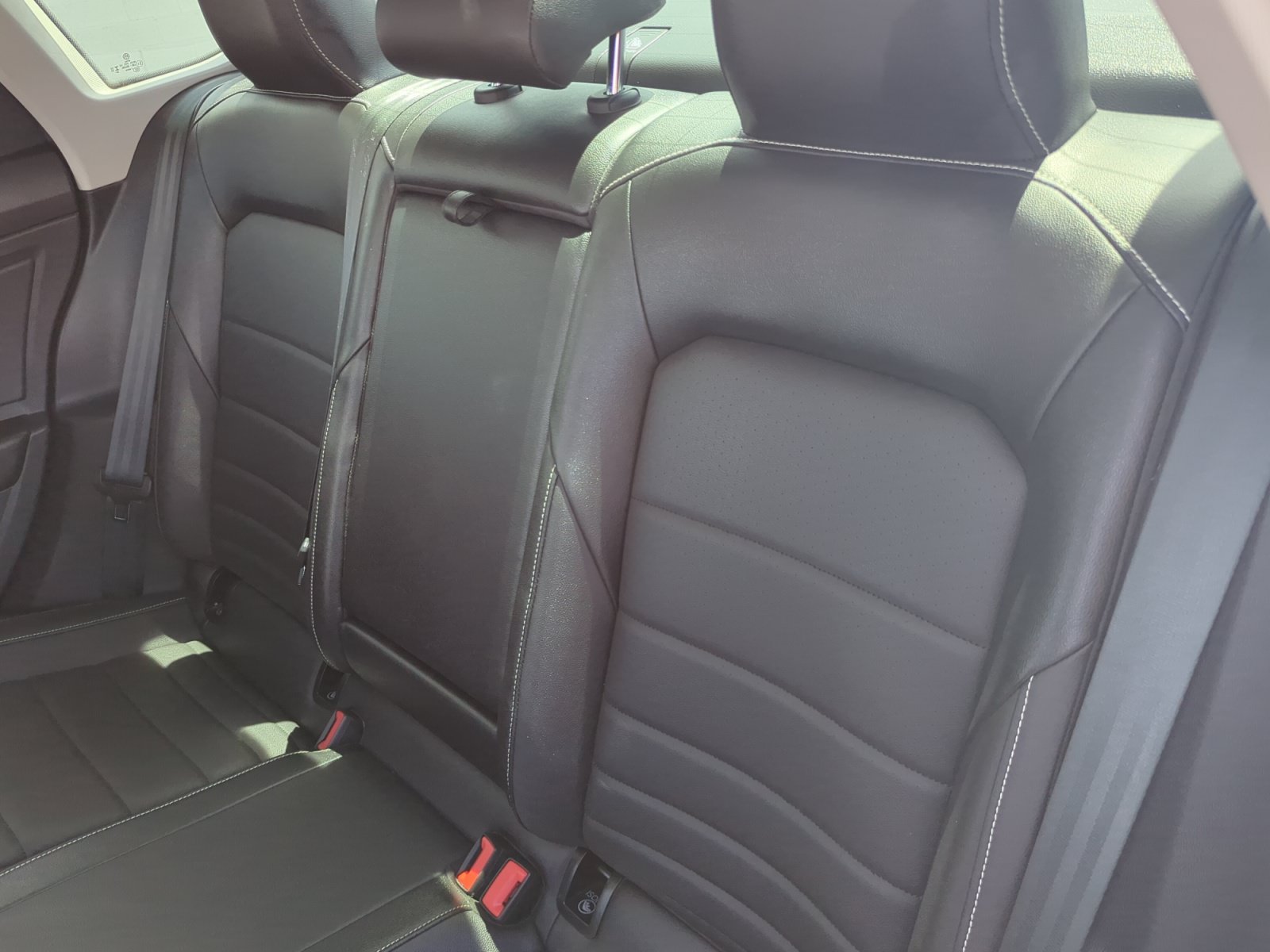 Certified 2023 Volkswagen Jetta SE w/ Panoramic Sunroof Package FWD image 18