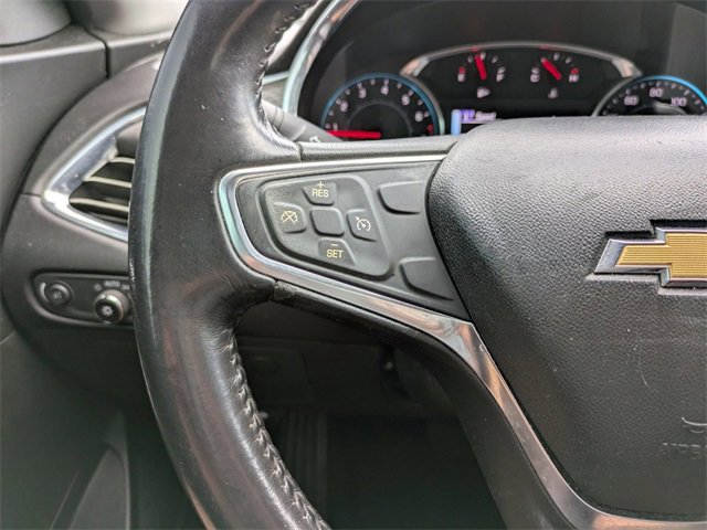 Used 2017 Chevrolet Malibu LT image 29