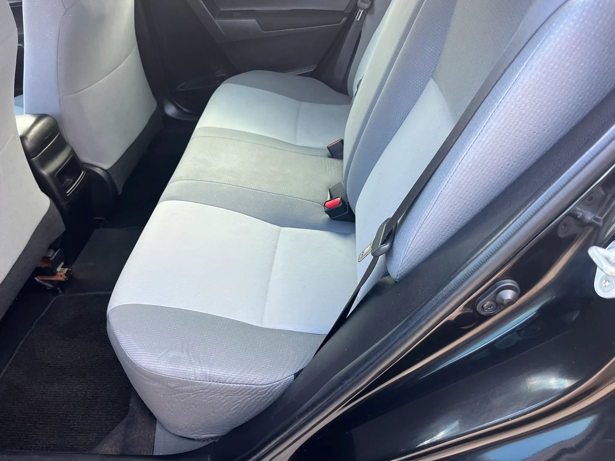 Used 2019 Toyota Corolla L FWD image 13