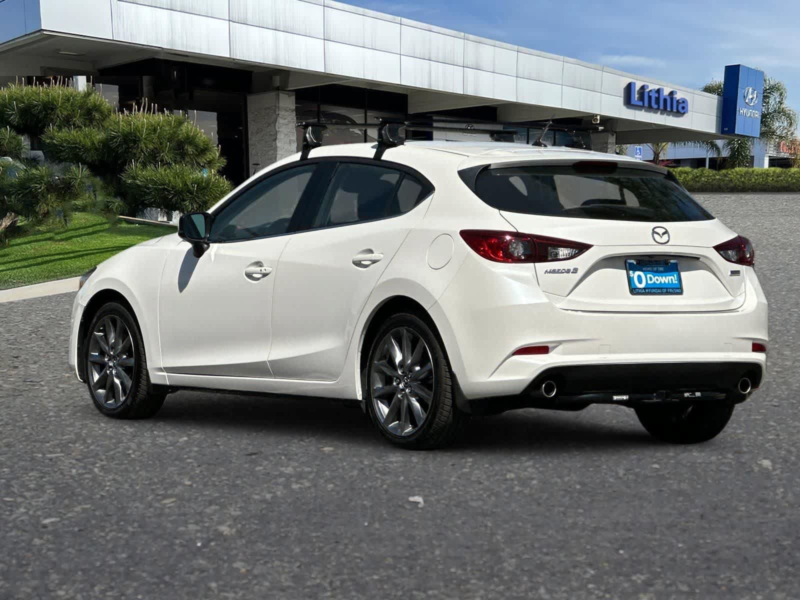 Used 2018 MAZDA MAZDA3 Touring FWD image 7