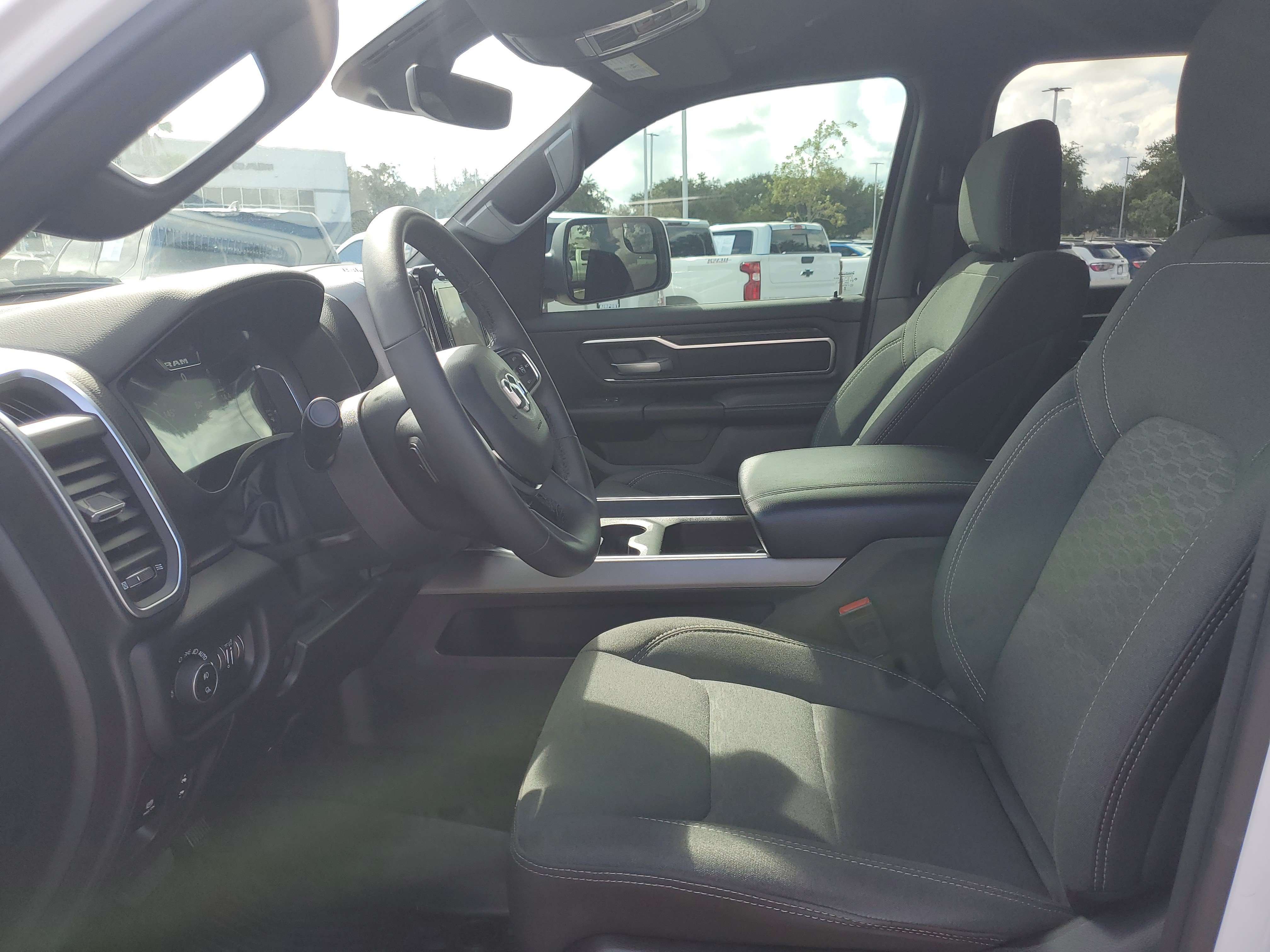 Used 2025 RAM 1500 Big Horn AWD/4WD image 14
